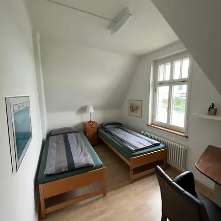 Charmante Altbauwohnung Am Rhein Basel Exterior photo