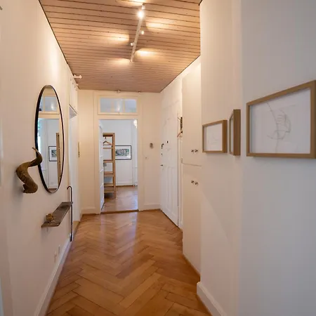 Charmante Altbauwohnung Am Rhein Basel Exterior photo