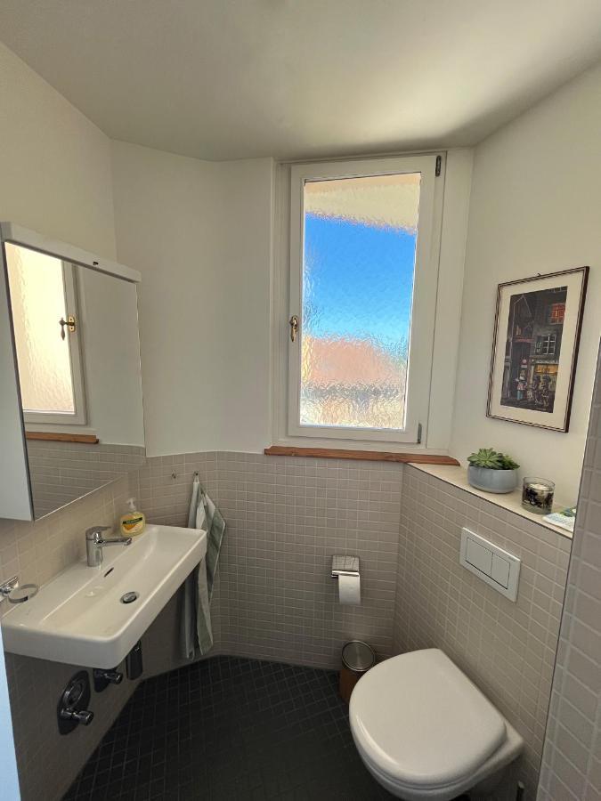 Charmante Altbauwohnung Am Rhein Apartmán *