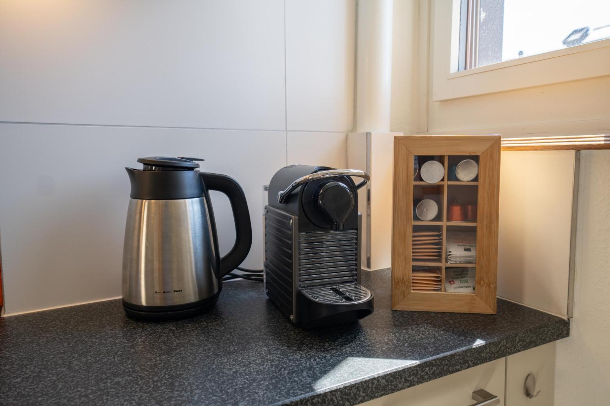 Charmante Altbauwohnung Am Rhein Apartmán