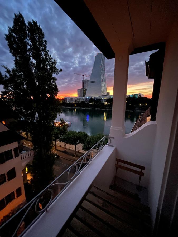 Charmante Altbauwohnung Am Rhein Basel