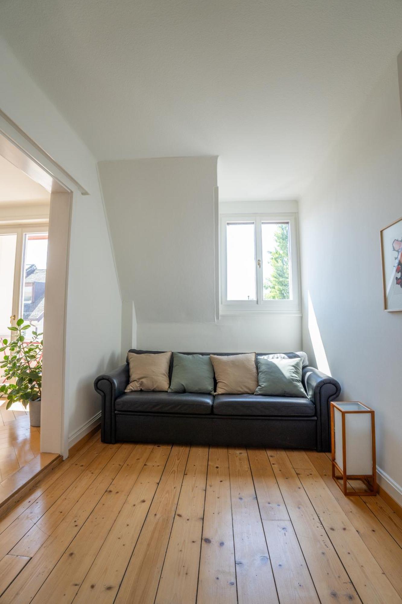 Apartment Charmante Altbauwohnung Am Rhein