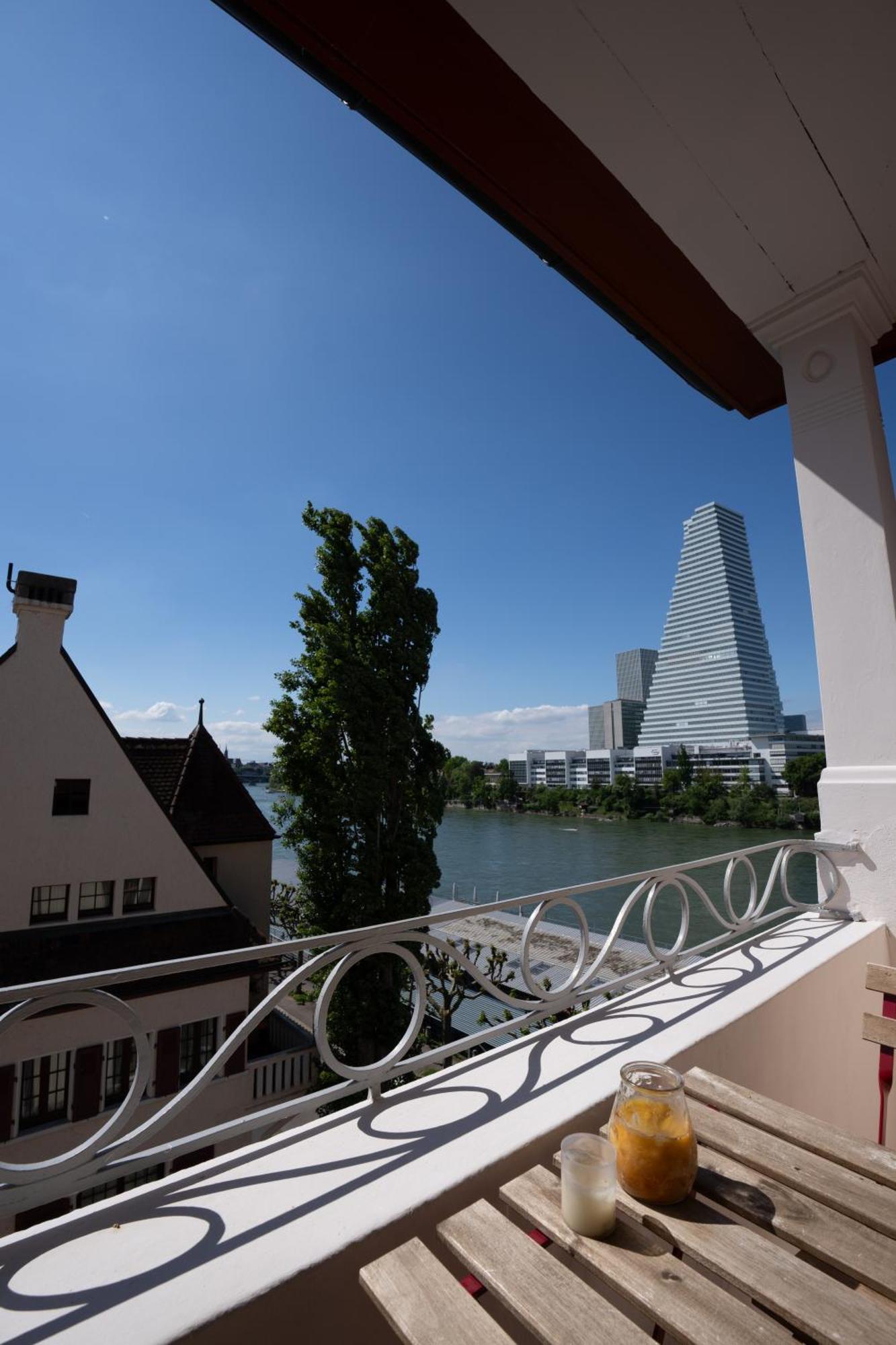 Apartment Charmante Altbauwohnung Am Rhein Basel